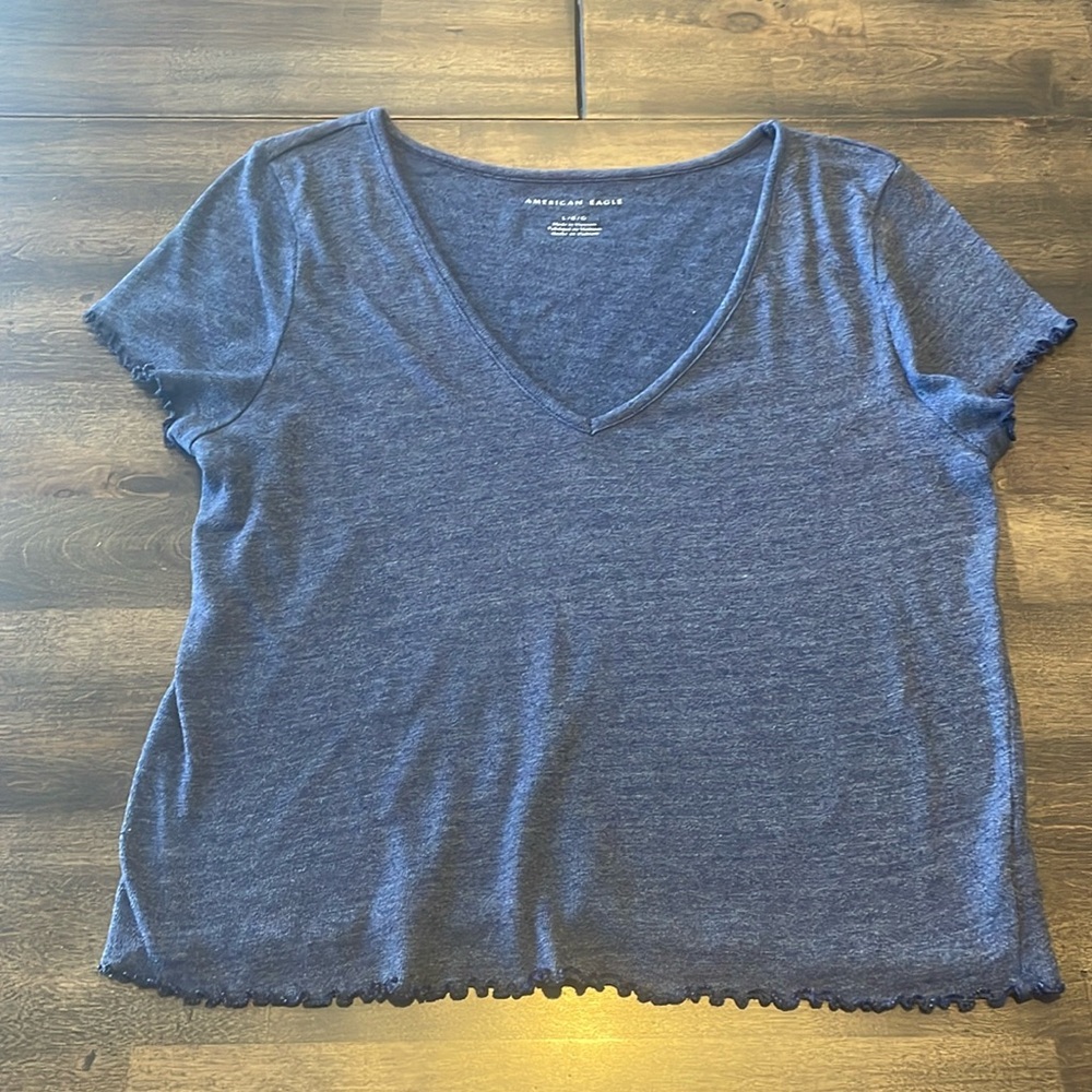 American Eagle brand v neck tee shirt